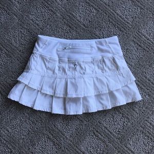 Ivivva White ruffled athletic skort